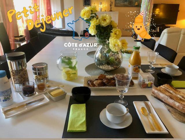 Appartement Sérénity Chambre d'hôte au calme Des Maîtres Tibétains y ont sejourné 15 mn des plages à Mougins Extérieur photo